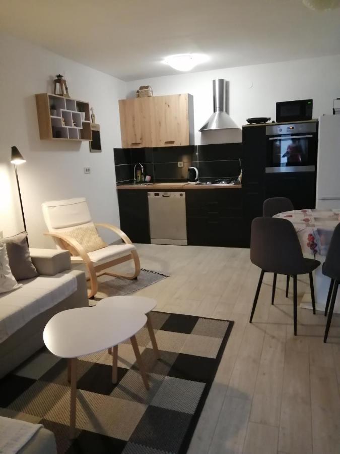 Apartman Grgic Makarska Buitenkant foto