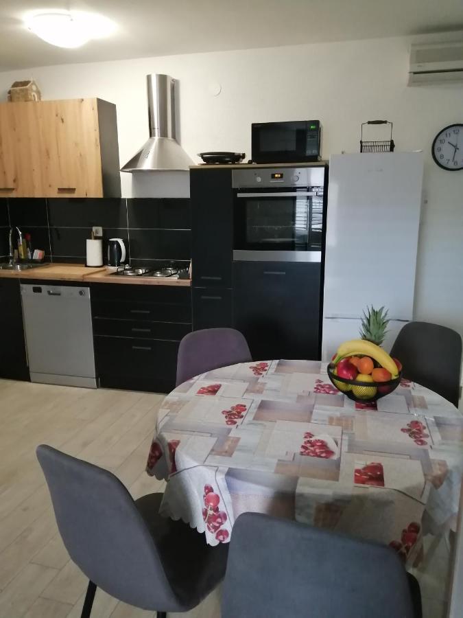 Apartman Grgic Makarska Buitenkant foto